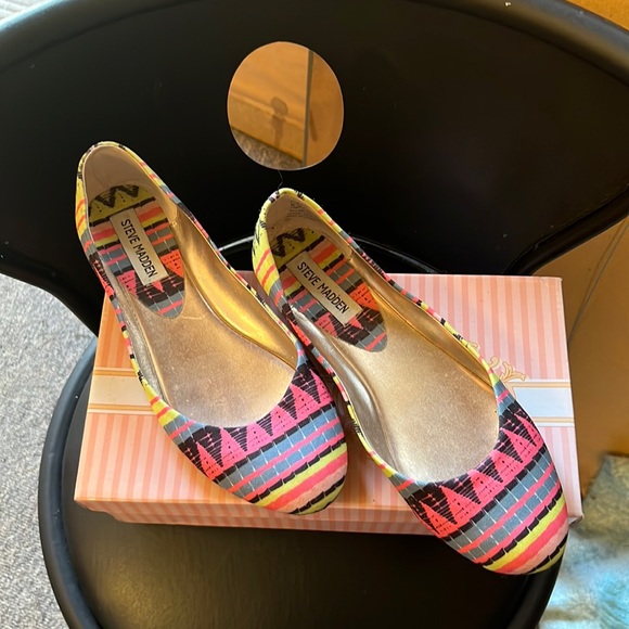 Steve Madden Shoes - Women flats